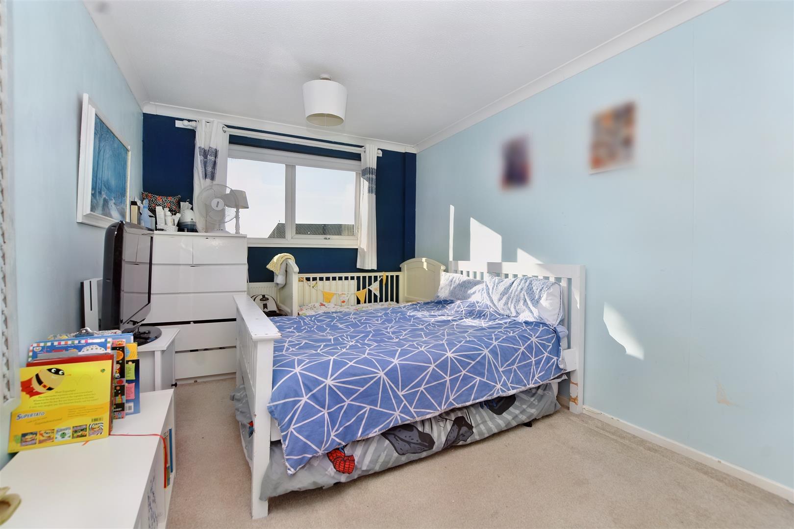 Property Details for Kirkstall Close Eastbourne BN22 0UQ Town